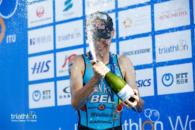 Victory by Marten van Riel @Miyazaki ITU Triathlon World Cup